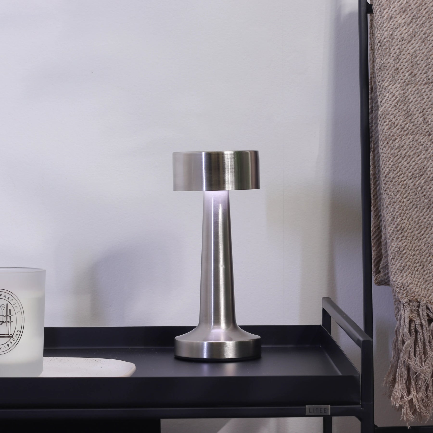 Luminária de Mesa Sem Fio Levi 21 cm - Prata