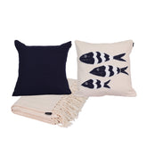 Kit com 2 Capas de Almofadas 1 Manta Maré - Cru c/ Azul